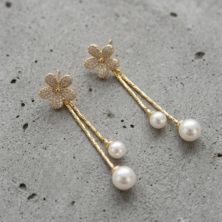 Elegant Flower Pearl Drop Earrings for Women, Floral Rhinestone Wedding Dangle Earrings|  Flower Earrings, Huggie Earrings| B