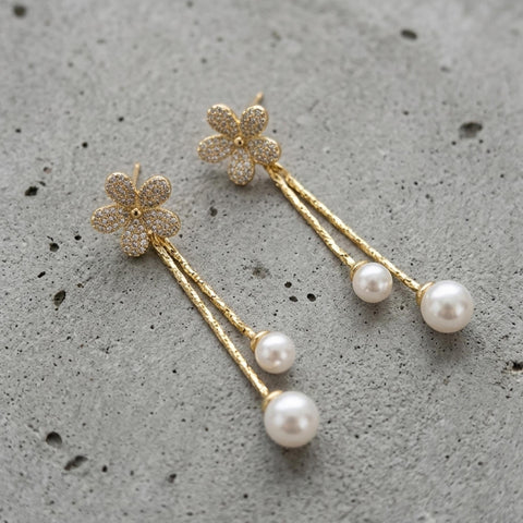 Floral Pearl Drop Earrings – Rhinestone Wedding Dangle Earrings