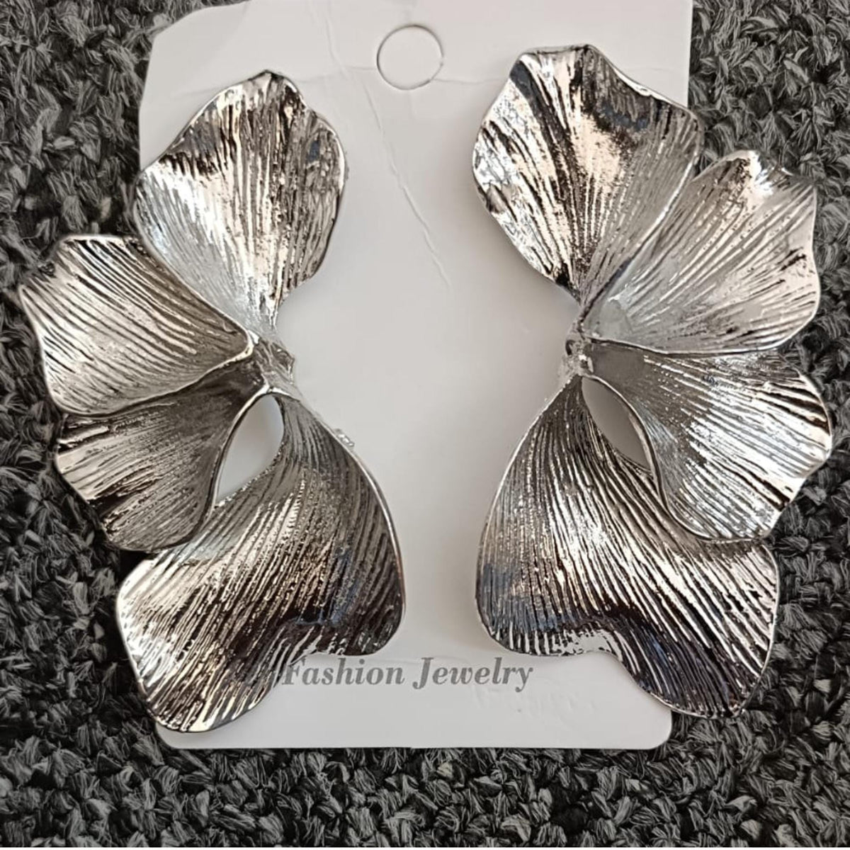 Gold Leaf Statement Earrings | Lightweight Ginkgo Dangle | Textured Botanical Jewelry Gift